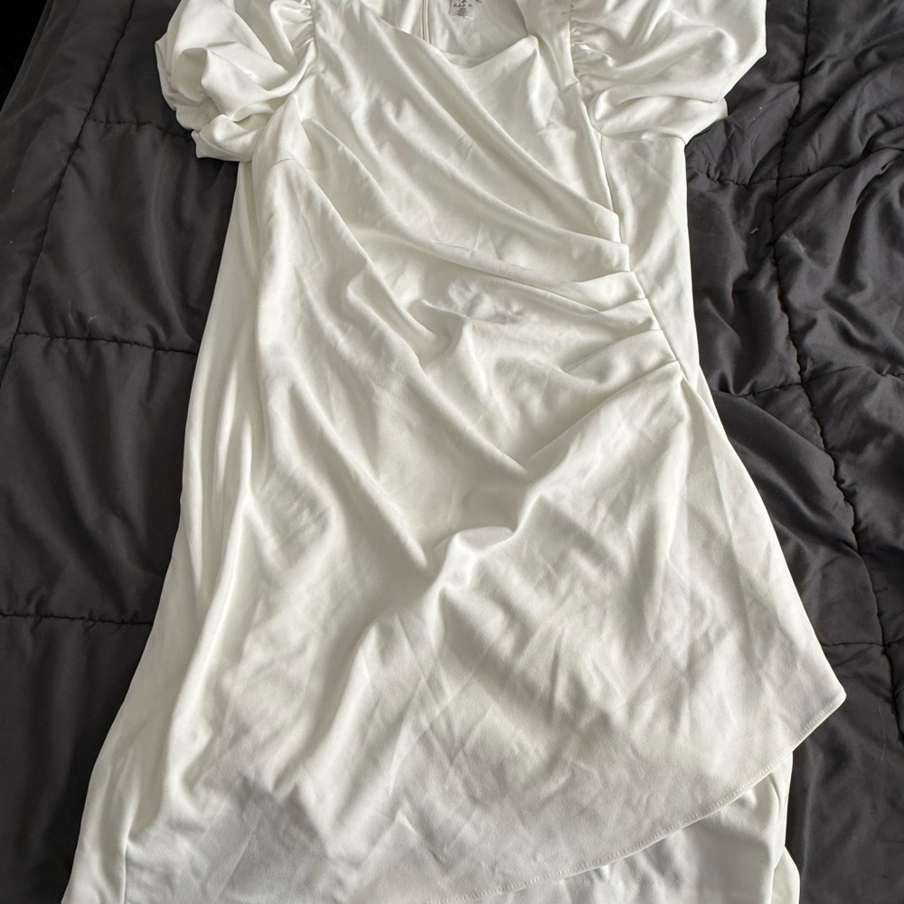 DKNY Classic White Garment